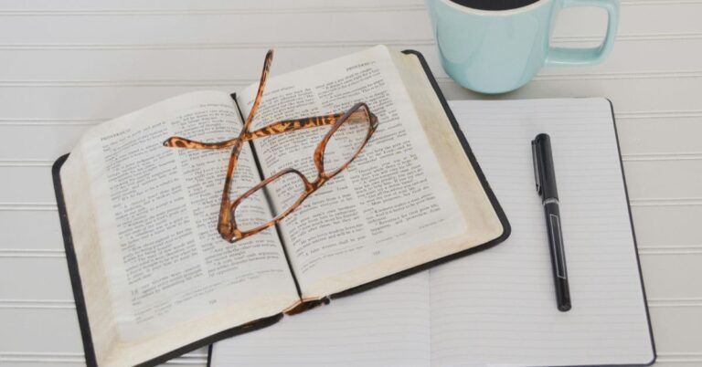 Desvendando as Escrituras: Aprenda Como Estudar o Novo Testamento